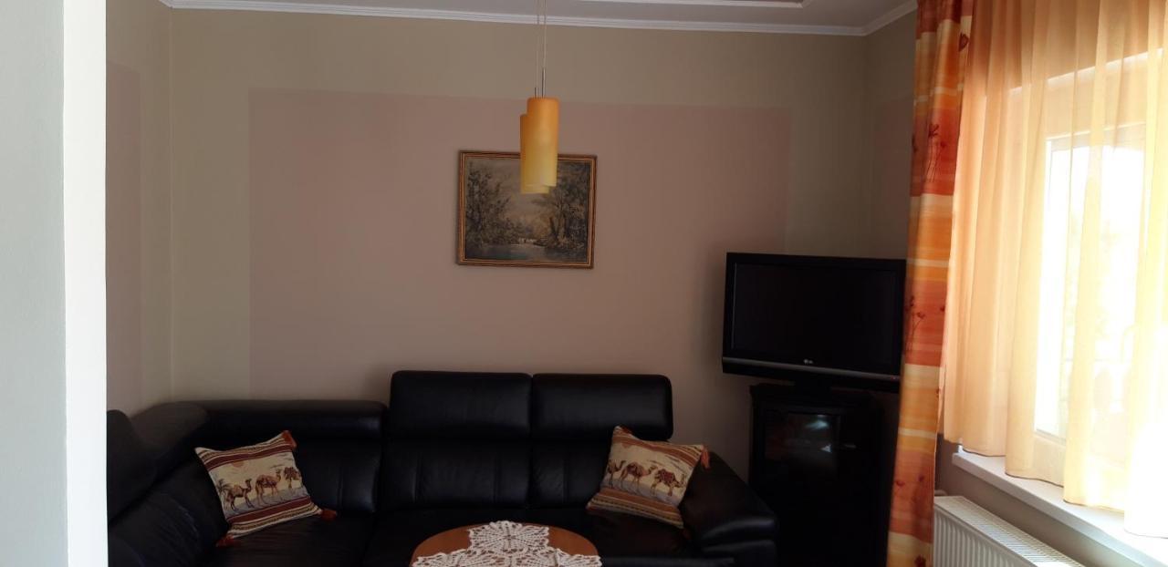 Ildi Apartman Gyenesdias Bagian luar foto